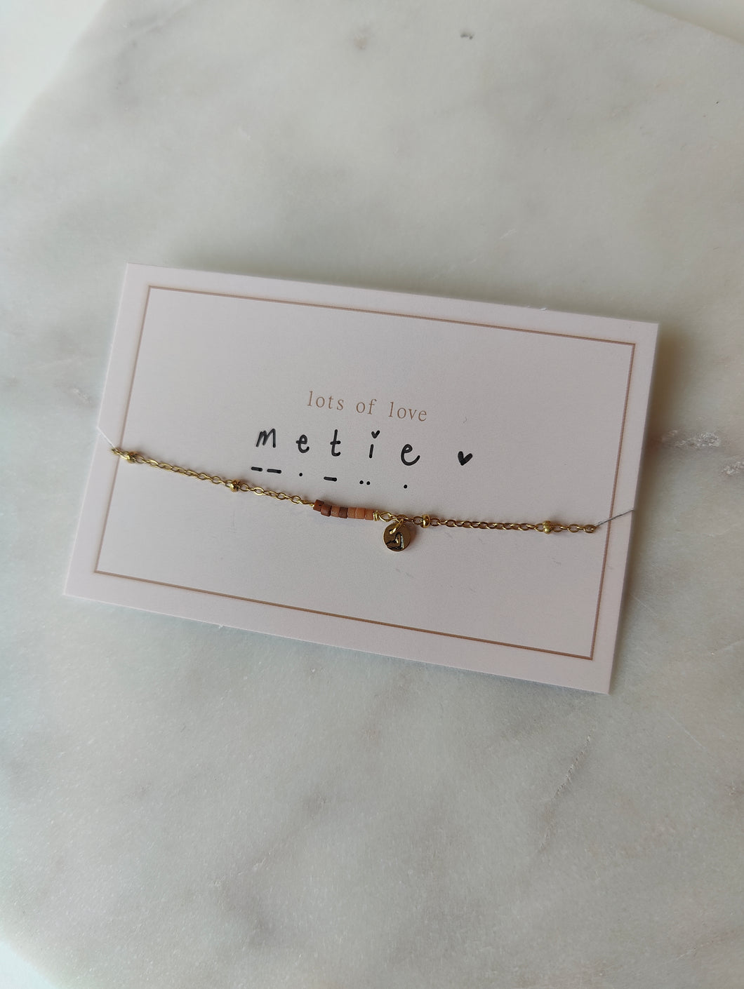 Armbandje met morse code