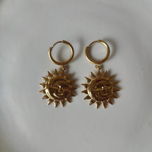 Afbeelding in Gallery-weergave laden, Oorbellen sun big
