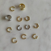 Afbeelding in Gallery-weergave laden, Oorbellen cuffs (per stuk)
